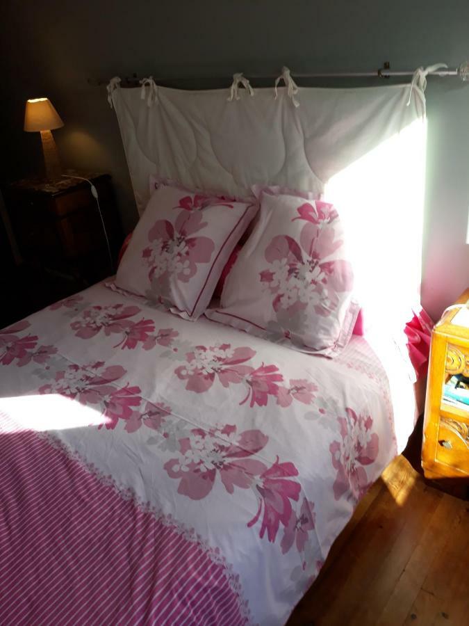 Hon-Ty Bed & Breakfast กรัวซ์ ภายนอก รูปภาพ