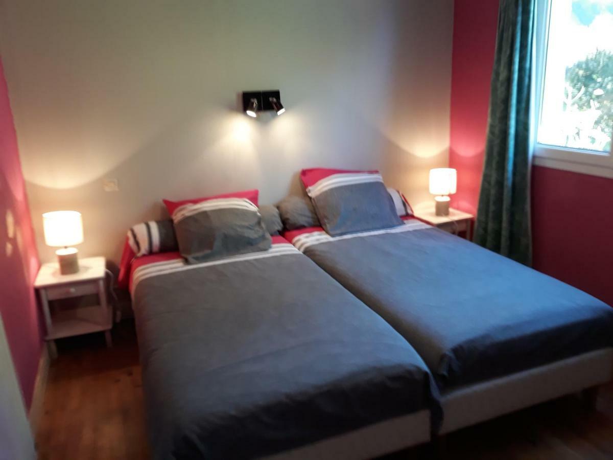 Hon-Ty Bed & Breakfast กรัวซ์ ภายนอก รูปภาพ